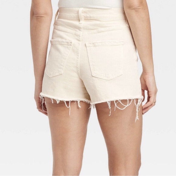 NEW Highest Rise Shortie - Picture 6 of 7